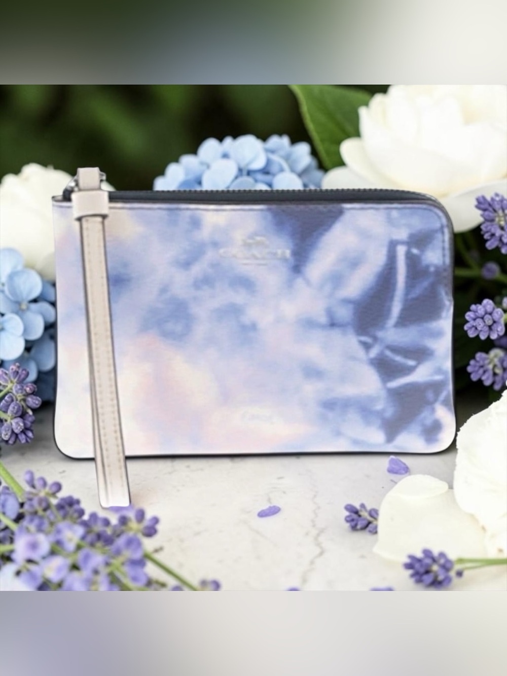 💙💜COACH💙💜Tie-Dye Print Coated Canvas Corner Zip Wristlet/NWOT